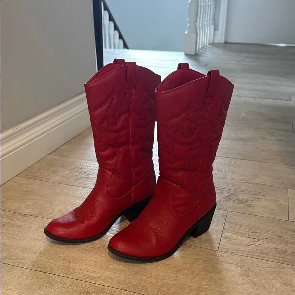 Red Women's Cowboy Boots - Picture 2 of 3